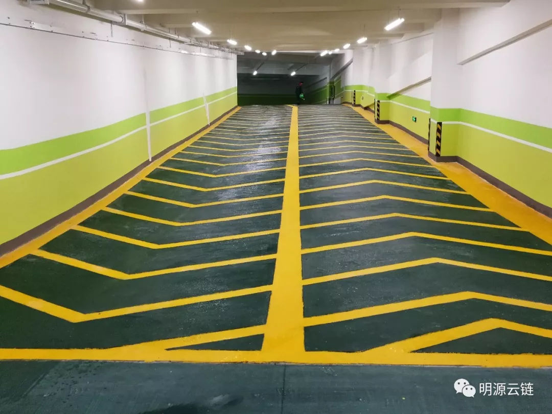 水泥基无振动止滑坡道